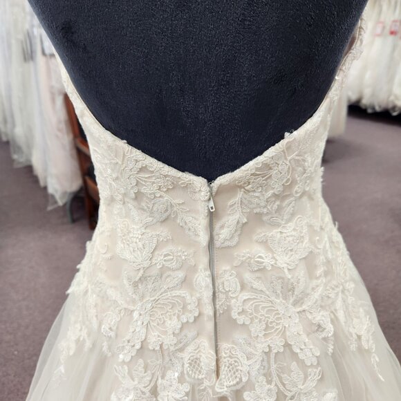 Symphony Bridal S3718 Size 8 Ivory/Champagne Tulle/Lace Ballgown Bridal Gown - Picture 6 of 8